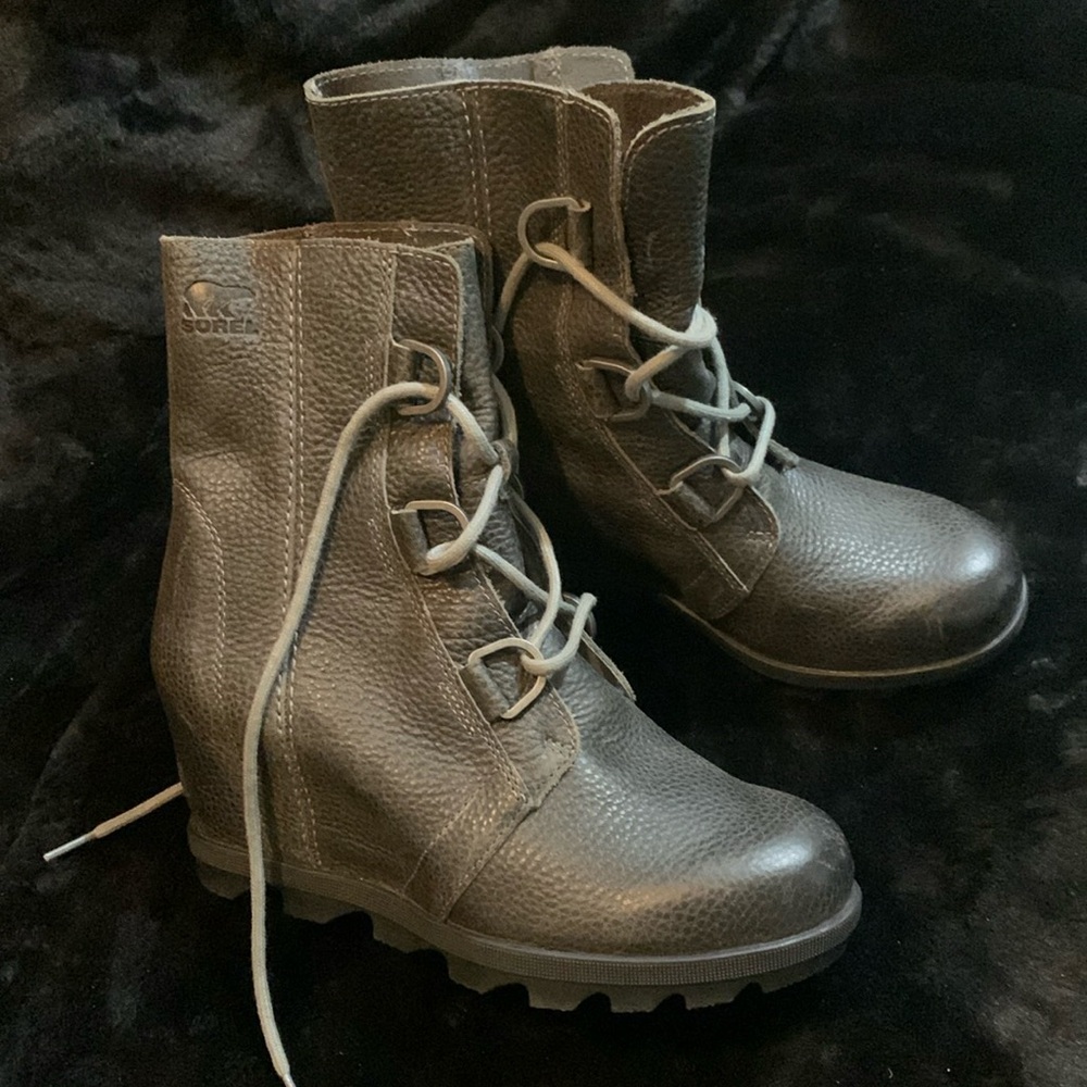 Sorel Gray Wedge Boots